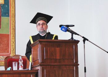 Cel mai nou DOCTOR HONORIS CAUSA al Facultății de Teologie Craiova a semnat, dar nu a turnat la Securitate